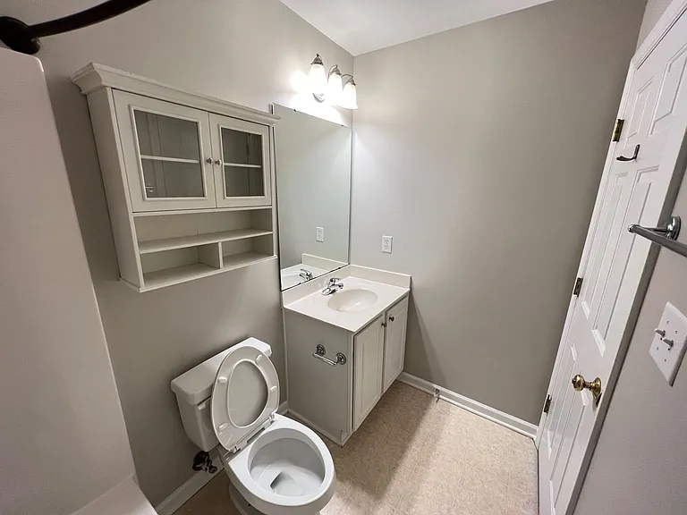 50303 Governors Dr — Photo 13