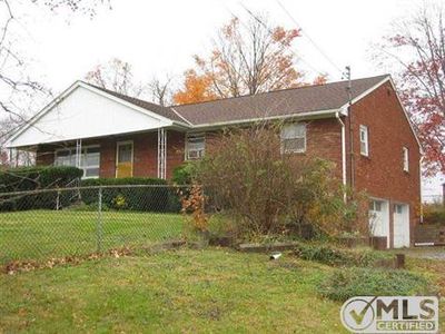 4 S Elting Corners Rd, Lloyd, NY, 12528