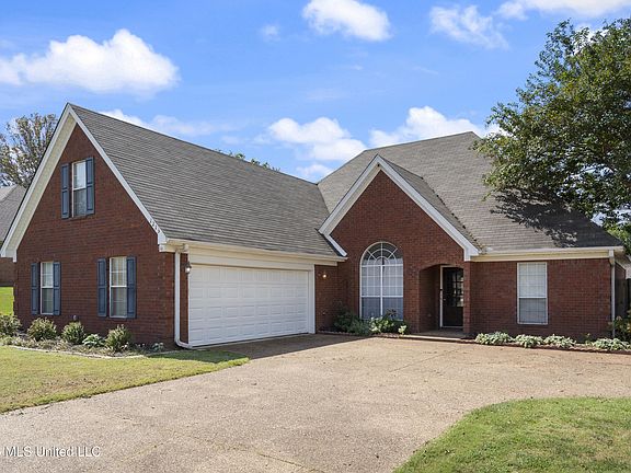 2nd image of 1213 Pontotoc St