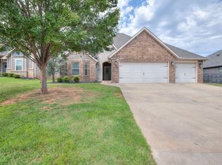 2409 Santa Monica St, Edmond, OK 73034