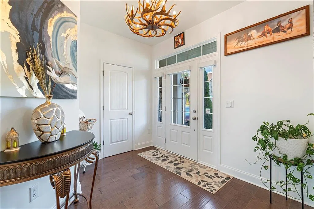 4 bed, 3.5 bath, 3142 sqft, $3,300 — Photo 3