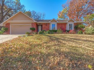 7610 S Maplewood Ave, Tulsa, OK 74136