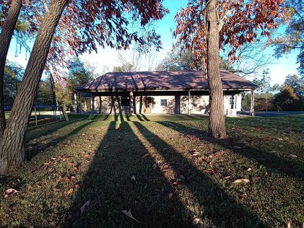 285 Twin Springs Loop, Anna, IL 62906