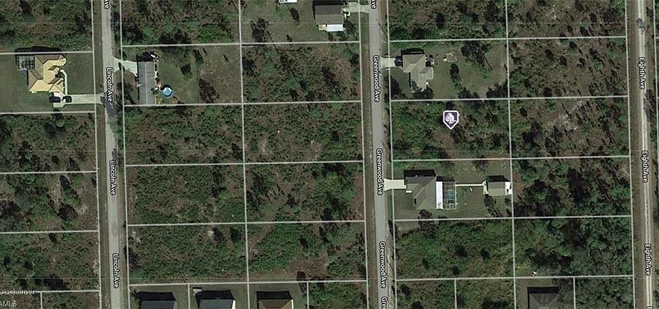 2nd image of 806 Greenwood Ave