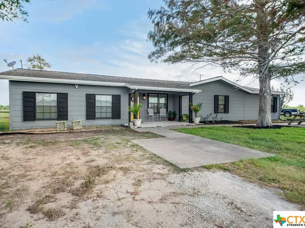 1258 Park Rd, Port Lavaca, TX 77979