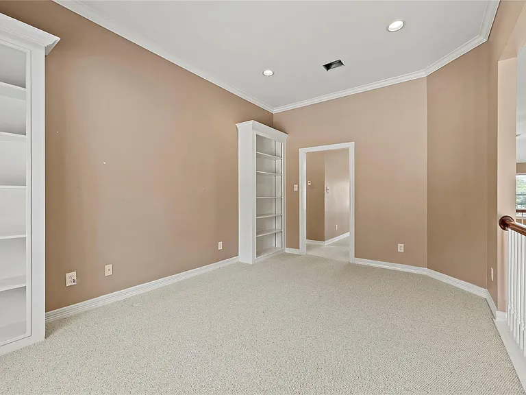 2923 Zachary Bend Ln — Photo 26