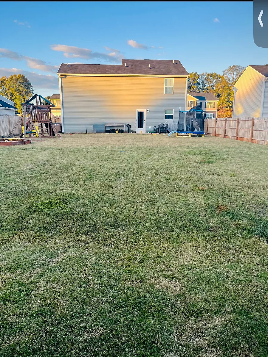 Building Photo - 220 Burr Oak Ln