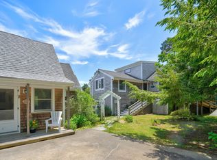 188 Vineyard Meadow Farms Rd, Vineyard Haven, MA 02568