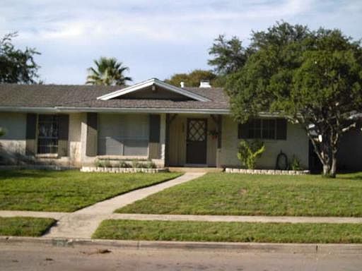 1st image of 127 DA GAMA DR