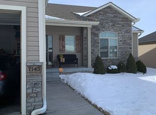 7145 Countryview Rd, Lincoln, NE 68516