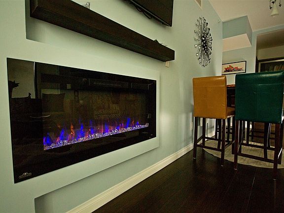 3rd image of 500 W Harbor Dr Unit 314