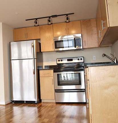 2nd image of 10 W Broad St APT 208