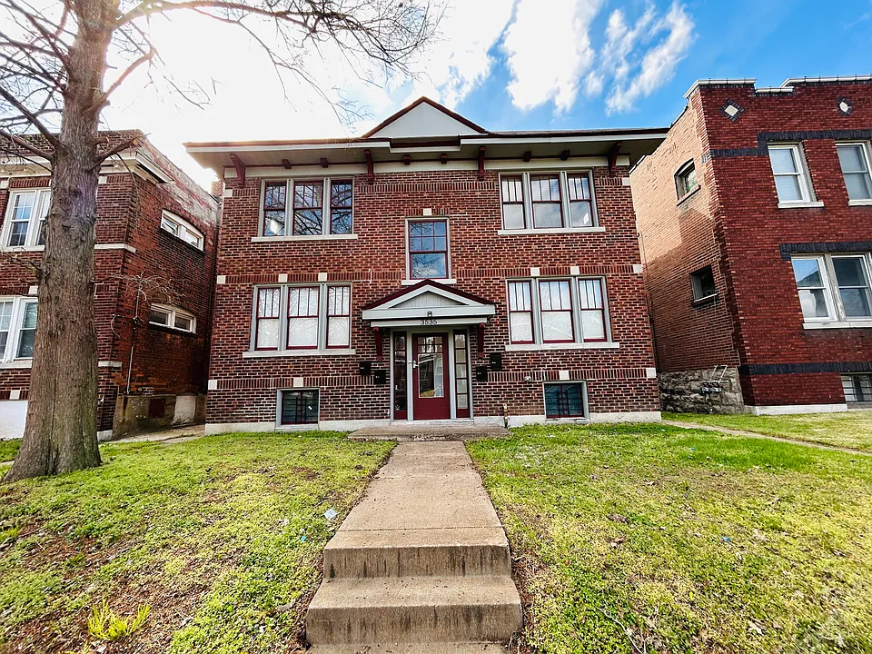 3535 Michigan Ave