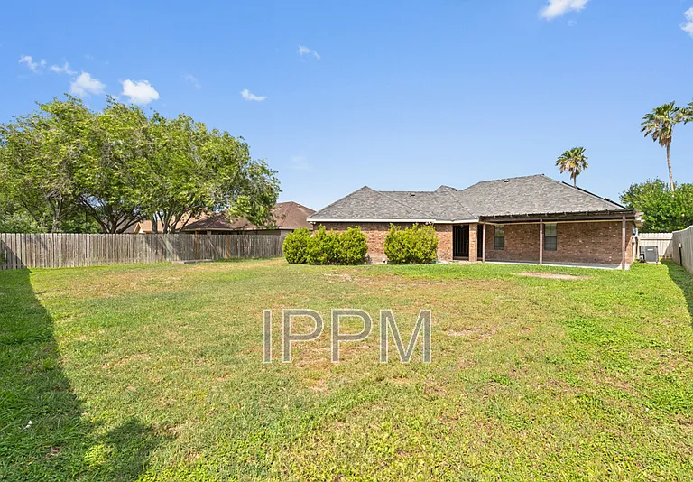 5233 Clearview Dr — Photo 15