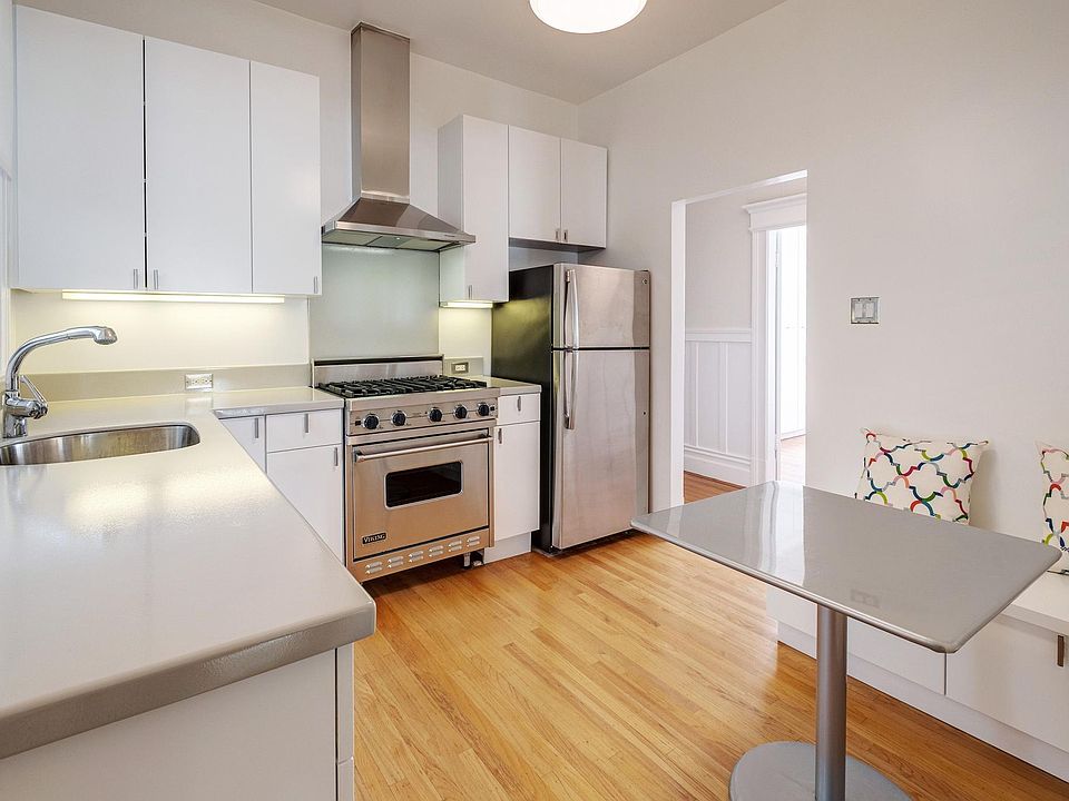 1st image of 1097 Green St APT 12