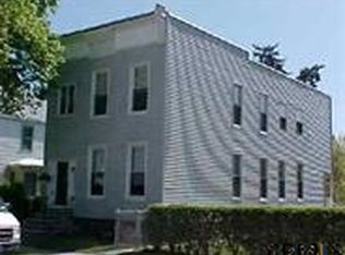 334 3rd Ave, Troy, NY 12182