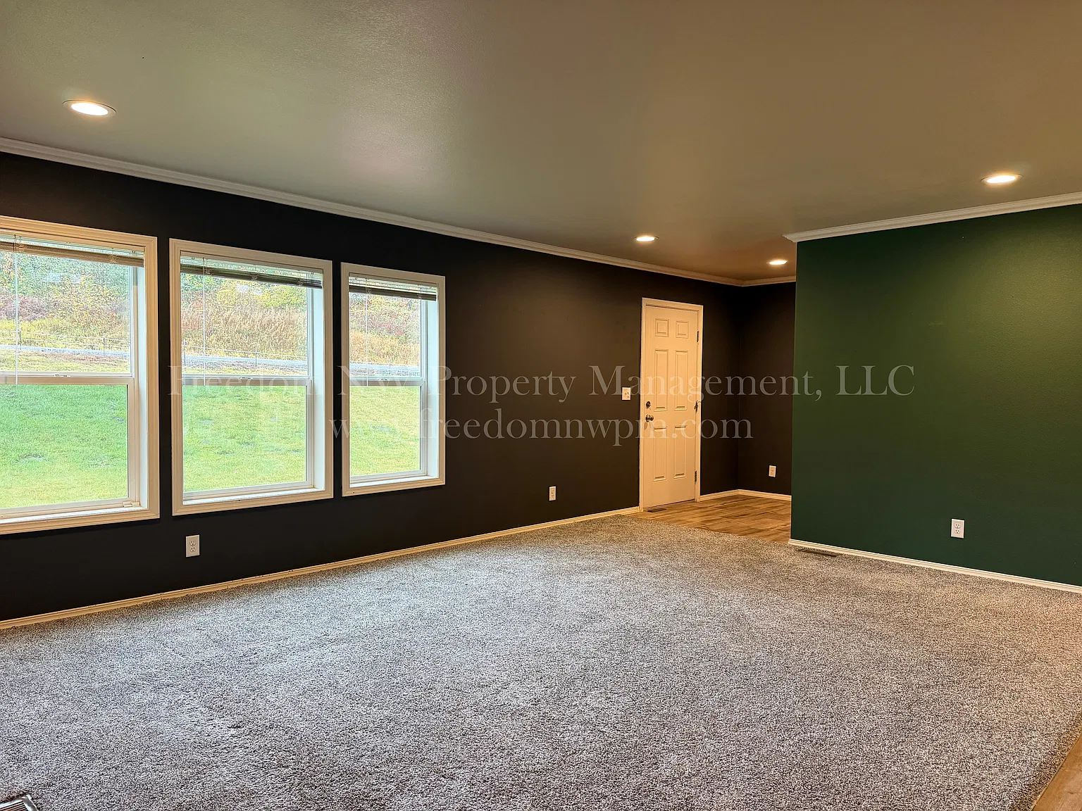 3 bed, 1512 sqft, $2,995 — Photo 3