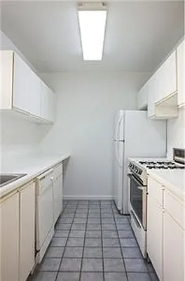 Sold by Douglas Elliman | media 16