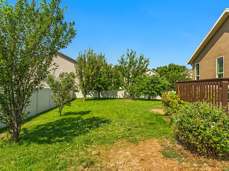 8637 S Golden Rain Cir — Photo 34