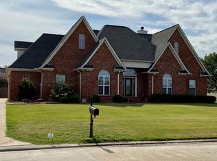 2423 Princeton St, Greenville, MS 38701