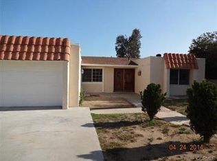 551 W 10th St, Perris, CA 92570