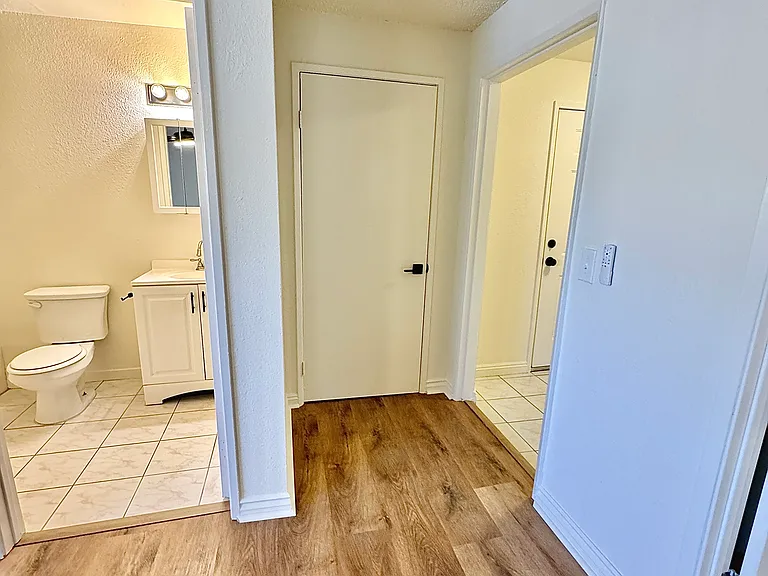 6418 Tujunga Ave #6424-7/8 — Photo 4