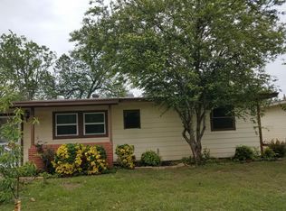 813 N East St, Arlington, TX 76011