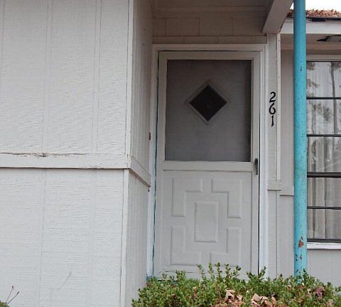 3rd image of 261 Greystone Dr
