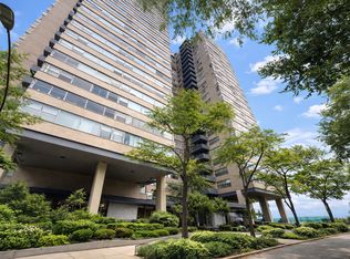 6301 N Sheridan Rd APT 11C, Chicago, IL 60660