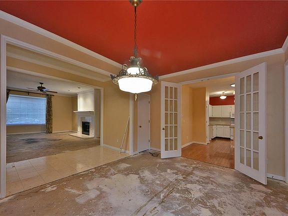 4th image of 8656 N May Ave #44B