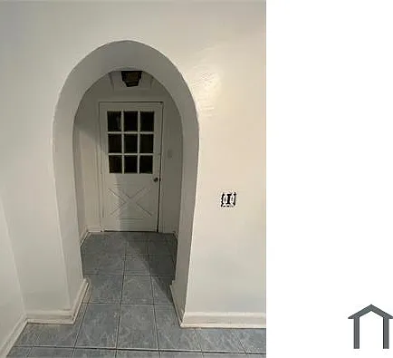 3 bed, $1,900 — Photo 3