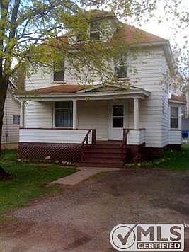 1st image of 220 W Flint St