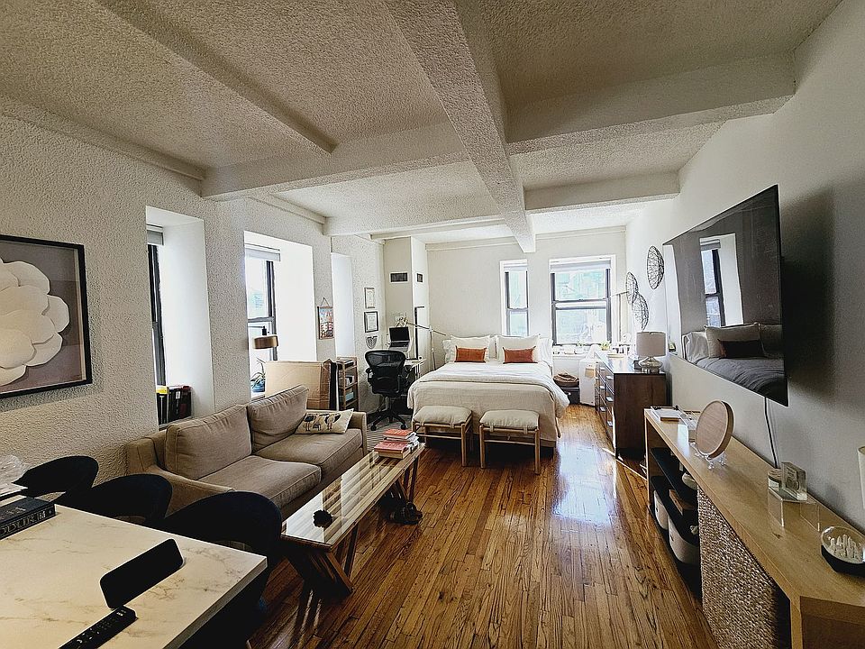 1st image of 160 Bleecker St #7//AW