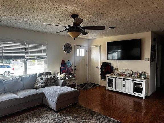 5th image of 605 Pearl St