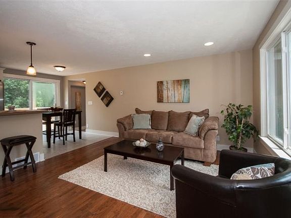 4th image of 4890 Kittery St NW
