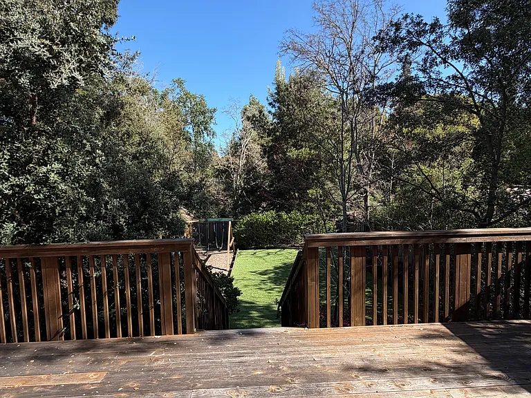 2509 Easton Dr — Photo 26