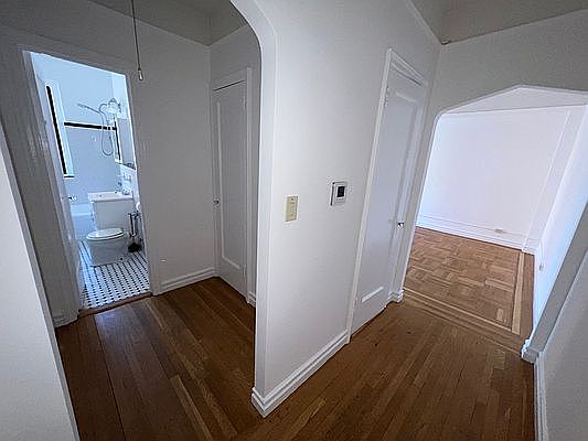 5th image of 129 W 89th St APT 61