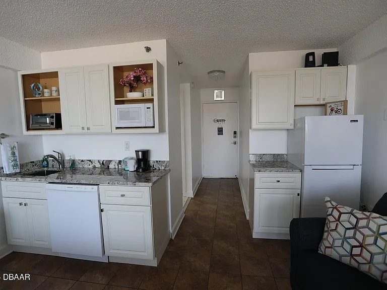 800 N Atlantic Ave #611 — Photo 16
