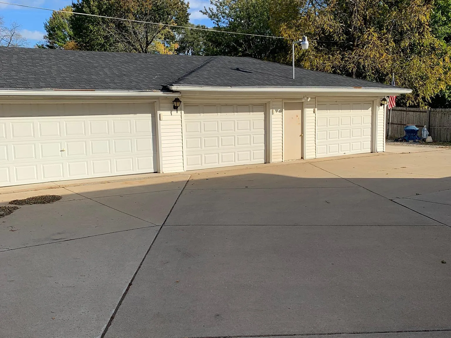 617 Ostergaard Ave — Photo 3