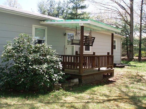 5th image of 65 Whiteoak Cir