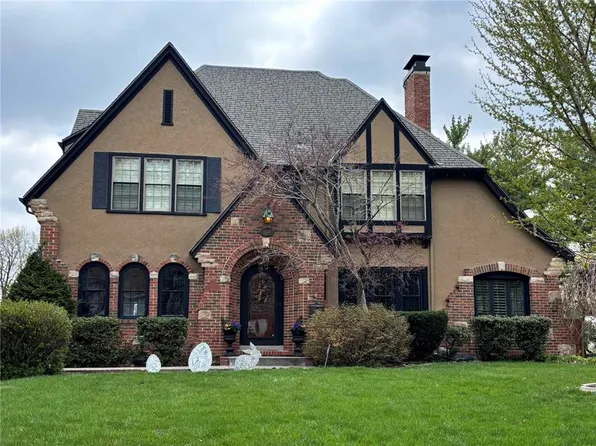 1059 N Noyes Blvd, Saint Joseph, MO 64506