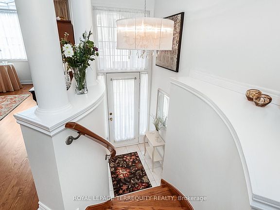 4th image of 485 Bristol Rd W #9