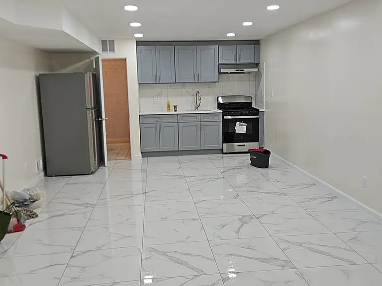 243 Tompkins Ave #1 — Photo 2