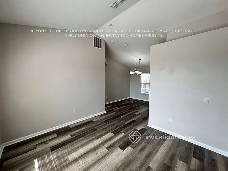 1831 SW Renfro St — Photo 5