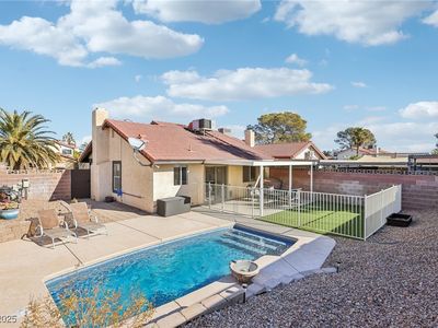 8805 Pavia Dr, Las Vegas, NV, 89117