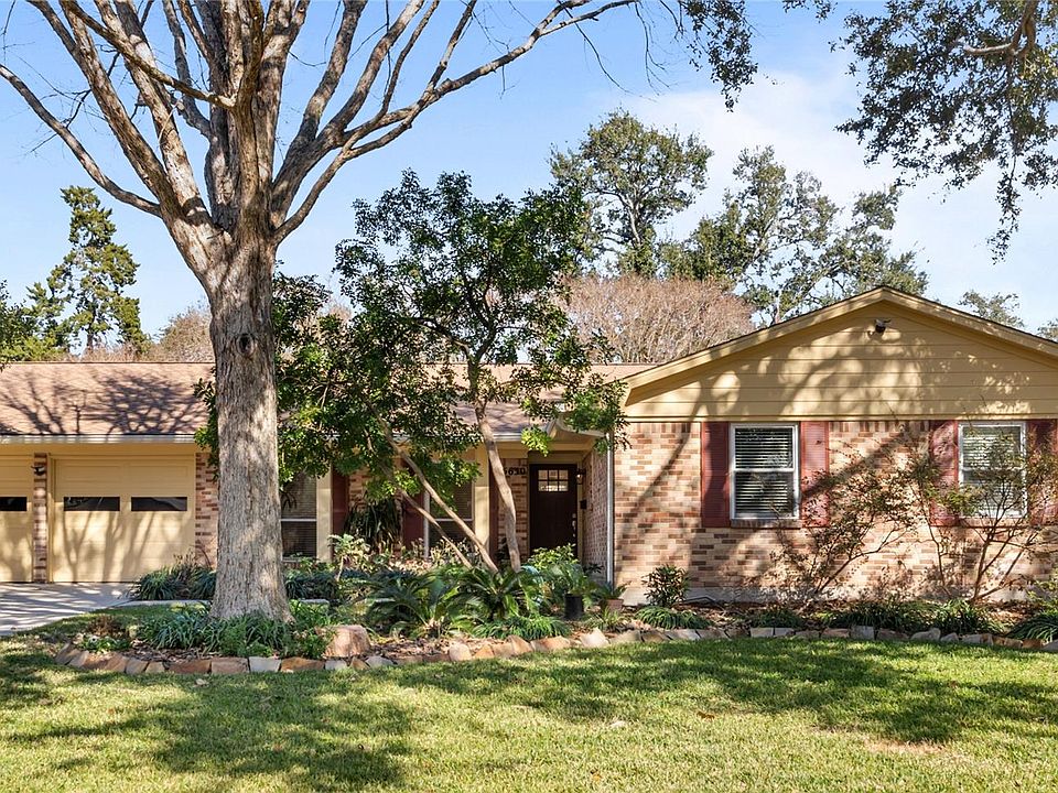 1st image of 5630 Sylmar Rd