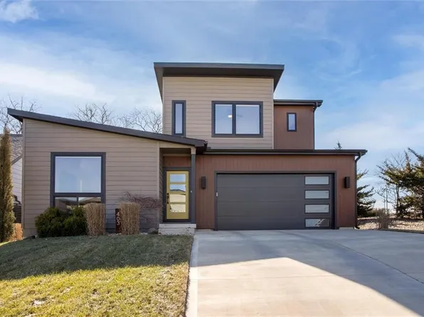 403 NE 100th St, Kansas City, MO 64155