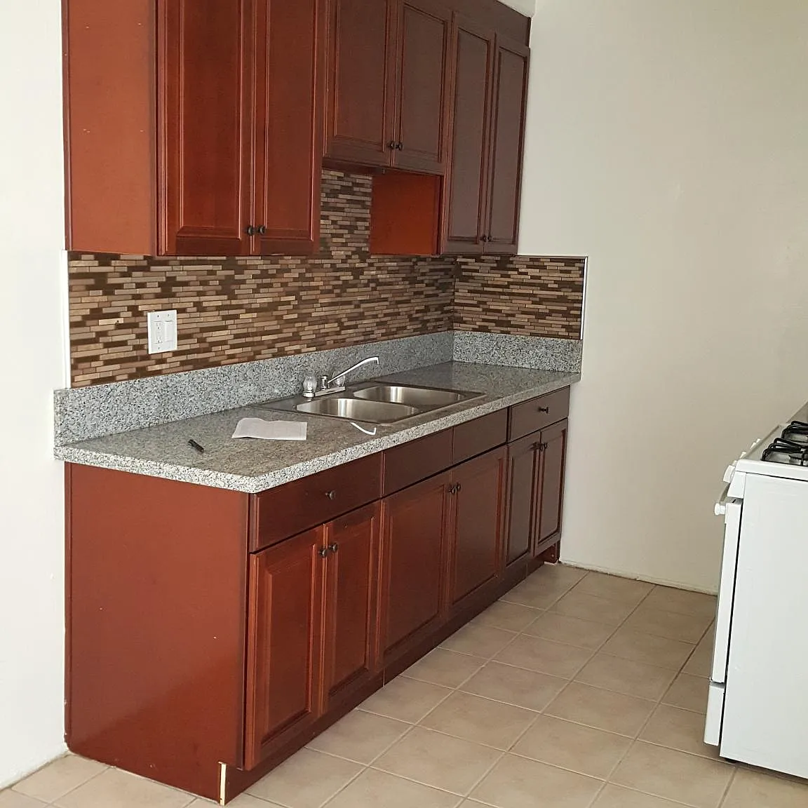 1 bed, 800 sqft, $1,700 — Photo 2
