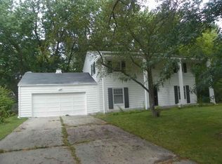 2431 Blarney Stone Dr, Beloit, WI 53511