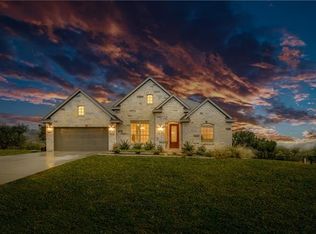 4511 Diamante Dr, Spicewood, TX 78669